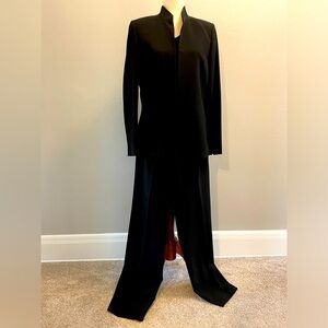 Three piece black classic Kasper pants suit - size 6.